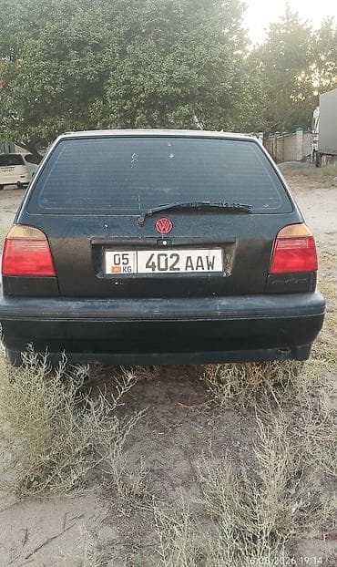 mers 203: Volkswagen Golf: 1992 г., 1.8 л, Механика, Хэтчбэк — 2