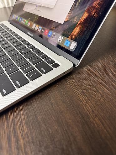 ipad 6 2018: Макбук Эйр м1 16/256 гб Стоит новый аккумулятор В комплекте зарядка и — 8