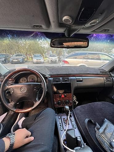 114 3 5: Mercedes-Benz E-Class: 2001 г., 2.2 л, Типтроник, Дизель, Седан — 5