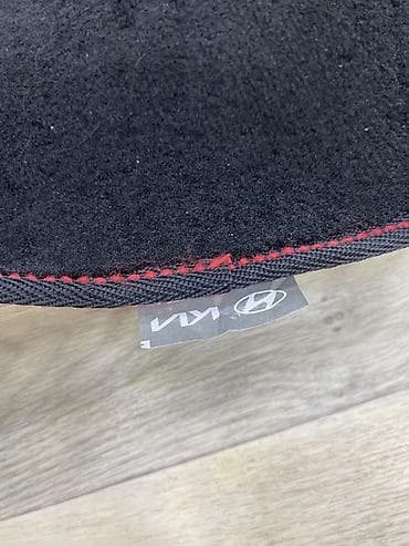 корейский полик: Ворсовые Накидка на панель Kia, цвет - Черный — 2