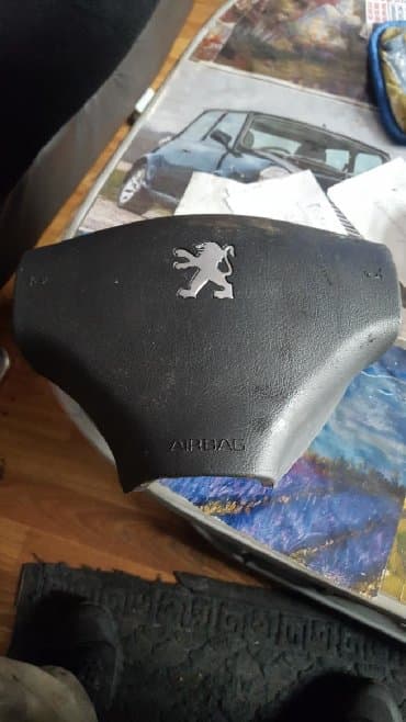 купить волнистый попугай: Peugeot 206 Airbag — 1