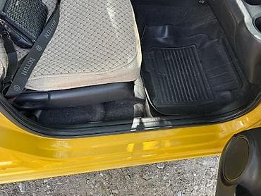 жили машина: Honda Fit: 2009 г., 1.3 л, Робот, Бензин, Хетчбек — 5