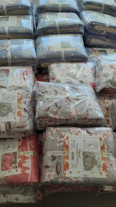 спальный набор: Постельное бельё
Новалочки 
Фланель
Товар из Турции — 3