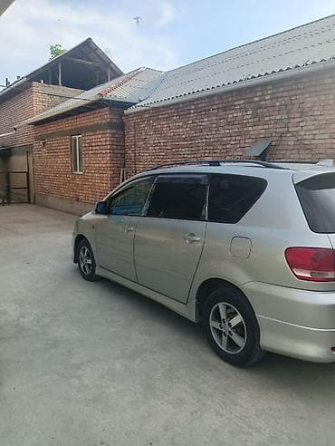 Продажа авто: Toyota Ipsum: 2003 г., 2.4 л, Автомат, Бензин, Минивэн — 4