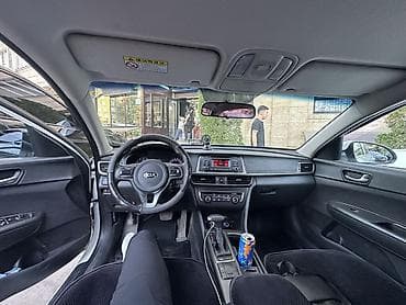 225 70 17: Kia K5: 2018 г., 2 л, Автомат, Газ, Седан — 4