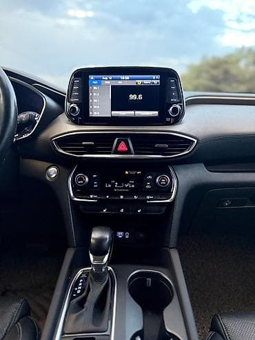 Hyundai Santa Fe: 2020 г., 2 л, Автомат, Дизель, Кроссовер — 10