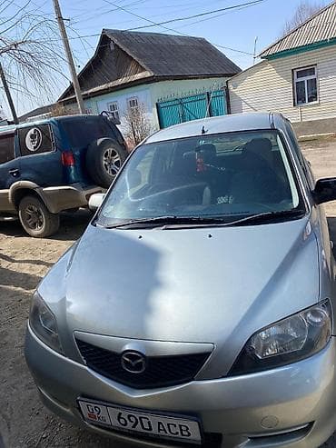 Mazda Demio: 2003 г., 1.3 л, Автомат, Бензин, Хэтчбэк
