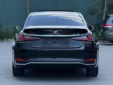 lexus 600: Lexus ES: 2021 г., 2.5 л, Автомат, Гибрид, Седан — 2
