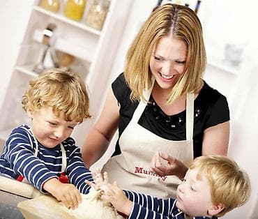 Домашний персонал и уборка: Няня - Женщина, 3-5 лет опыта, Полный рабочий день — 1