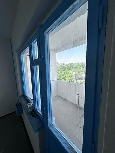 2 комнатня квартира: 4 комнаты, 80 м², 106 серия улучшенная, 3 этаж, Свежий ремонт — 1