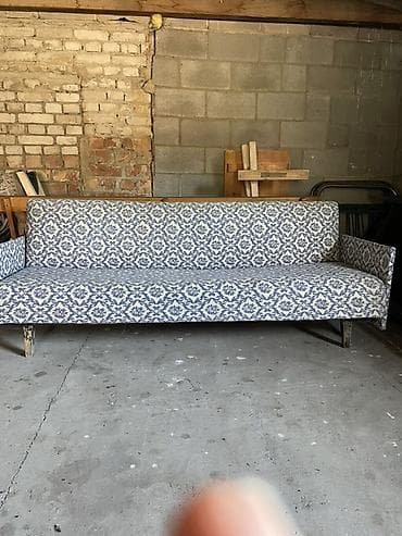 жавандар: Түз диван — 1