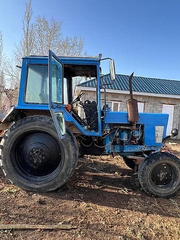 150 хтз: Продаётся надёжный трактор с полным комплектом оборудования: прицеп — 3