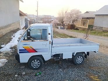 фольксваген лт 40: Жеңил жүк ташуучу унаа, Daewoo, Колдонулган — 1