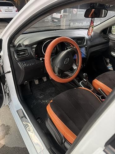 Kia Rio: 2012 г., Механика, Бензин, Седан — 6