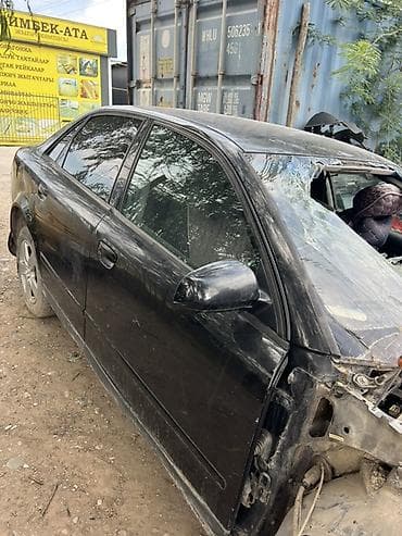 Ауди A4 B6 (седан, черный) — на разбор 
Ватсап Связ — 2