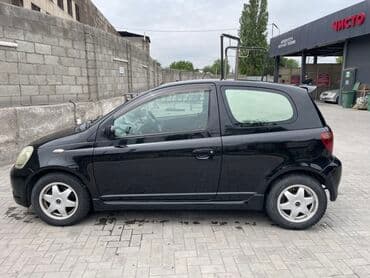 авто аксессуары: Toyota Vitz: 2001 г., 1.3 л, Автомат, Бензиновая, Хэтчбэк — 3