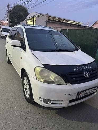 аренда toyota ipsum: Toyota Ipsum: 2002 г., 2.4 л, Автомат, Бензин, Минивэн — 4