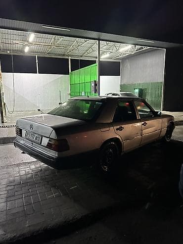 ravon spark: Mercedes-Benz W124: 1993 г., 2 л, Механика, Дизель, Седан — 2