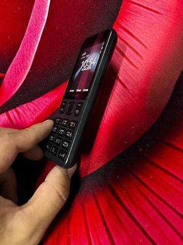 нокиа 2100: Nokia 150, Б/у, 2 ГБ, цвет - Черный, 2 SIM — 3