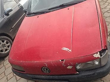 subaru out: Volkswagen Passat: 1993 г., Механика, Седан — 3