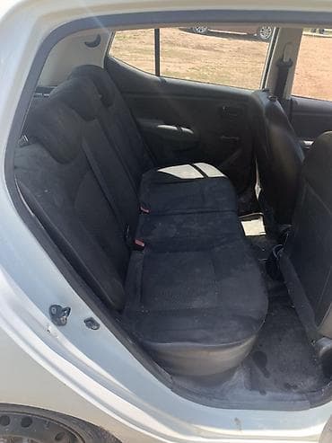 1 9 dci: Hyundai i10: 2011 г., 1.1 л, Механика, Бензин, Хэтчбэк — 9