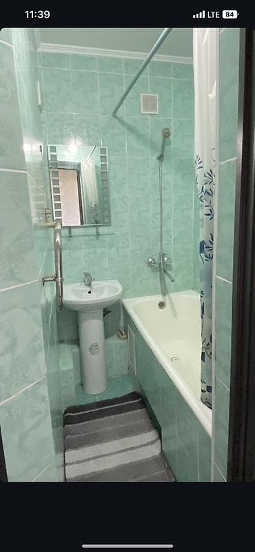 дом мкр достук: 2 комнаты, 43 м², Индивидуалка, 5 этаж, Косметический ремонт — 10
