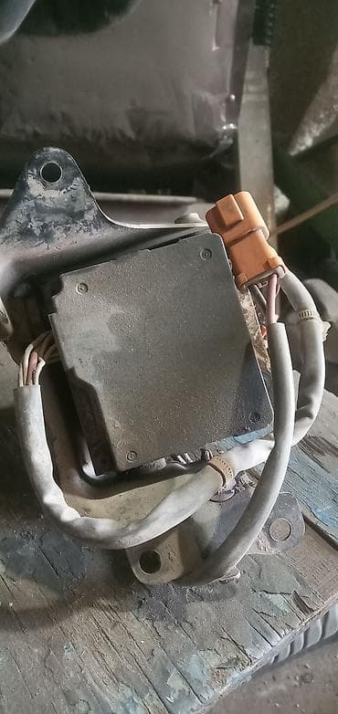 жидкость: Гидроусилитель Toyota 2004 г., Б/у, Оригинал, Япония — 5