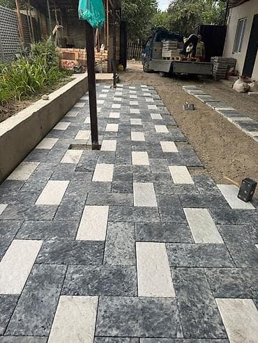 сухая стяжка пола цена: Укладка тротуарной плитки под ключ - Профессиональное мощение дворов — 4