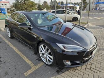 срочно продаю в связи с переездом: Tesla Model S: 2016 г., Электромобиль, Хетчбек — 13