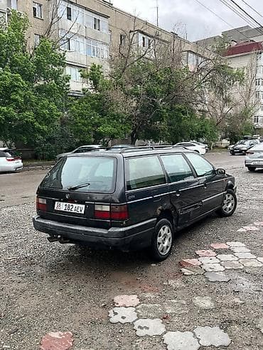 Volkswagen Passat Variant: 1994 г., Кол менен иштөөчү, Бензин, Универсал lalafo.kg да Volkswagen Passat Variant: 1994 г., Кол менен иштөөчү, Бензин, Универсал