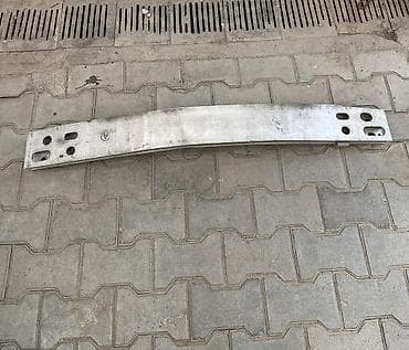 бампер на приус: Усилитель бампера Toyota, Б/у, Оригинал — 1
