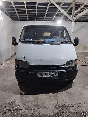 toyota bz4: Легкий грузовик, Ford — 8