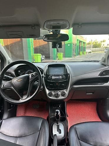 Продажа авто: Chevrolet Spark: 2017 г., 1 л, Автомат, Бензин, Хэтчбэк — 7