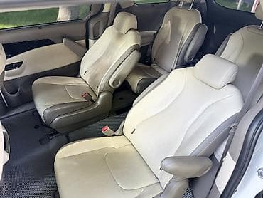 химичистка: Kia Carnival: 2020 г., 2.2 л, Автомат, Дизель, Минивэн — 7