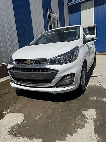 Chevrolet Spark: 2020 г., 1 л, Автомат, Бензин, Хэтчбэк
