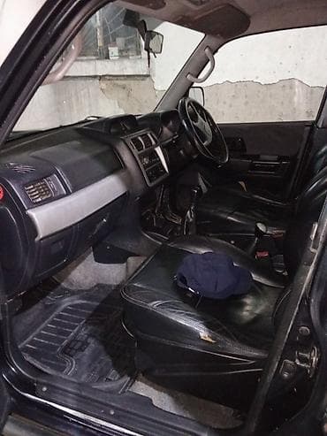 tayota progres: Mitsubishi Pajero iO: 2003 г., Ручные, Бензин, Внедорожник — 4