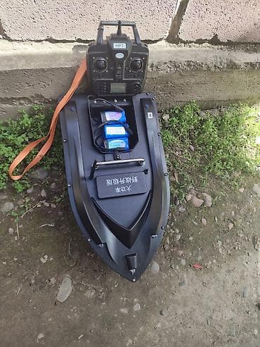 бетонные лодки: Кораблик для завоза прикормки с радиоуправлением Gps 16 точек . - — 5