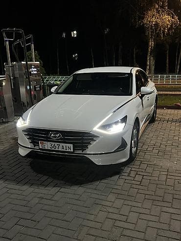 Hyundai Sonata: 2019 г., 2 л, Автомат, Бензин, Седан — 1