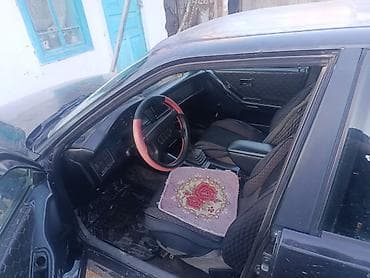 Продажа авто: Audi 80: 1992 г., Механика, Седан — 3