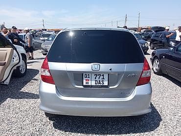 фита: Honda Fit: 2002 г., 1.3 л, Вариатор, Бензин, Хэтчбэк — 7