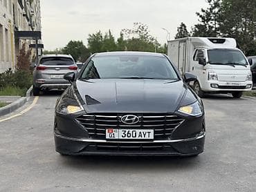 Hyundai Sonata: 2022 г., 2 л, Автомат, Газ, Седан