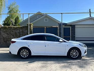 пасса: Hyundai Sonata: 2019 г., 2 л, Автомат, Газ, Седан — 5