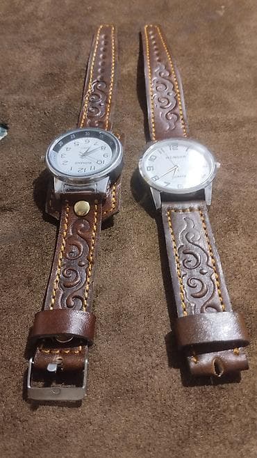 Наручные кварцевые часы с кожаными ремнями ручной работы