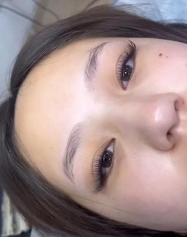 Ресницы, 2D, 3D, 4D, Гипоаллергенные материалы, Консультация, Требуются модели at lalafo.kg Ресницы, 2D, 3D, 4D, Гипоаллергенные материалы, Консультация, Требуются модели