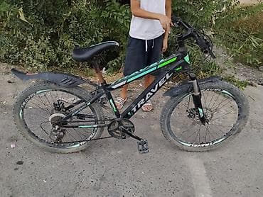 электровелик эндуро: Горный велосипед TRAVEL Bike в чёрно-зелёной расцветке. Подходит для — 2