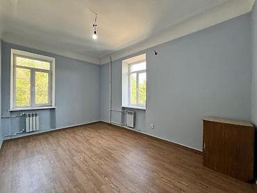 2 комнаты, 62 м², Сталинка, 3 этаж at lalafo.kg 2 комнаты, 62 м², Сталинка, 3 этаж