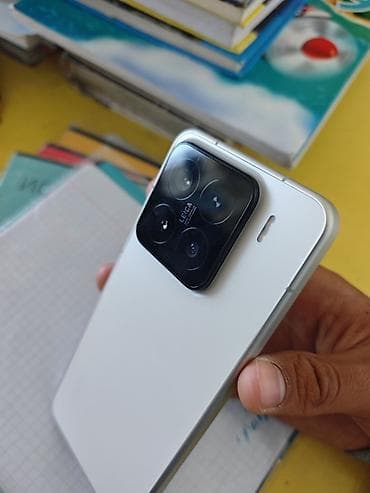 сколько стоит redmi 13: Xiaomi, 15, Б/у, 256 ГБ, цвет - Белый, 2 SIM, eSIM — 2