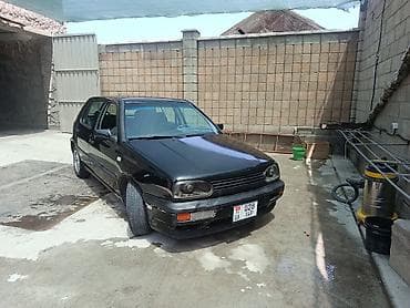 geely automobile: Volkswagen Golf: 1995 г., 1.6 л, Механика, Бензин, Хэтчбэк — 8