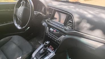 160: Hyundai Elantra: 2018 г., 2 л, Автомат, Бензин, Седан — 7