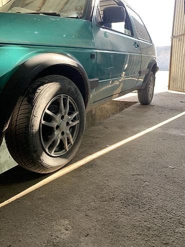 шины бу бишкек 15: Дөңгөлөктөр монтажда 195 / 70 / R 15, Комплект, Жеңил унаалар, Куйма — 1